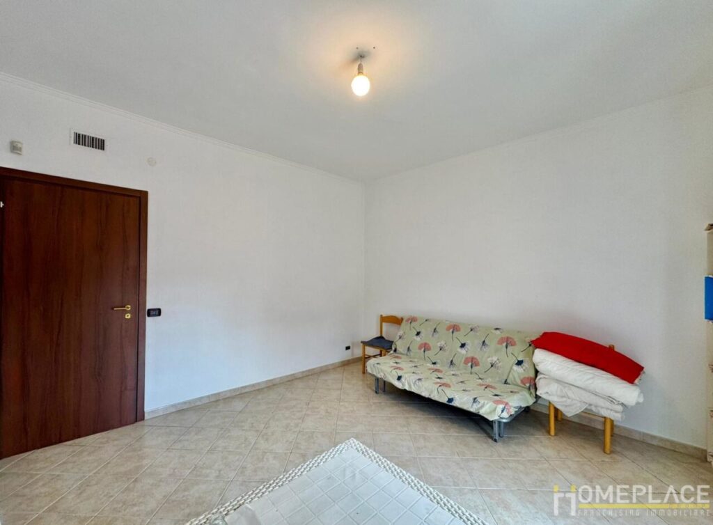 1202 (10)